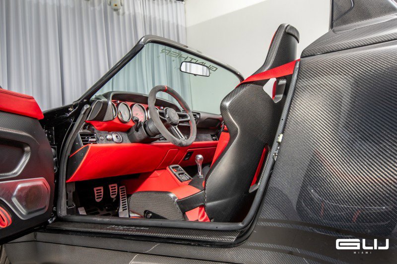 Used 1995 Porsche 911 Cabriolet image 61