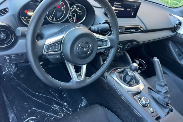 New 2026 MAZDA MX-5 Miata Club w/ Interior Package RWD image 14
