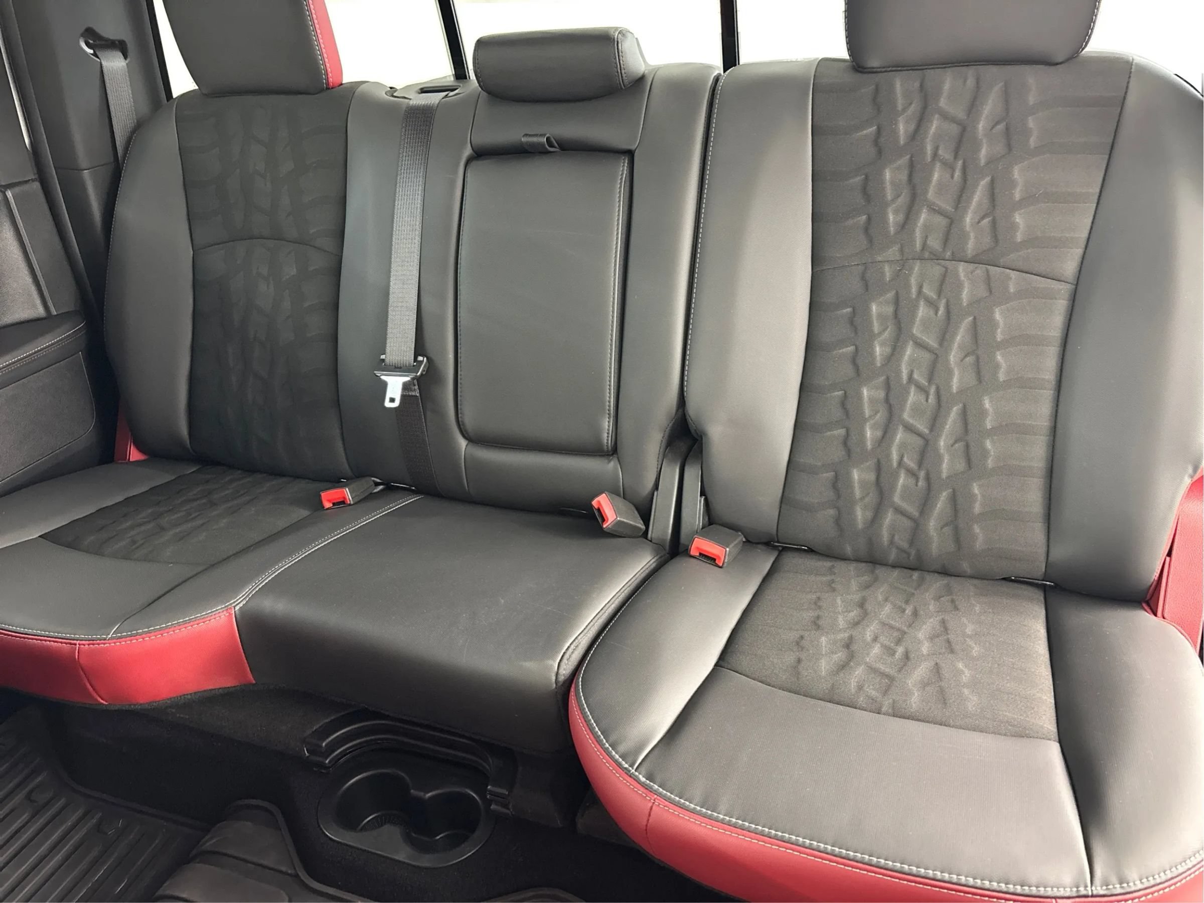Used 2018 RAM 1500 Rebel w/ Luxury Group AWD/4WD image 46