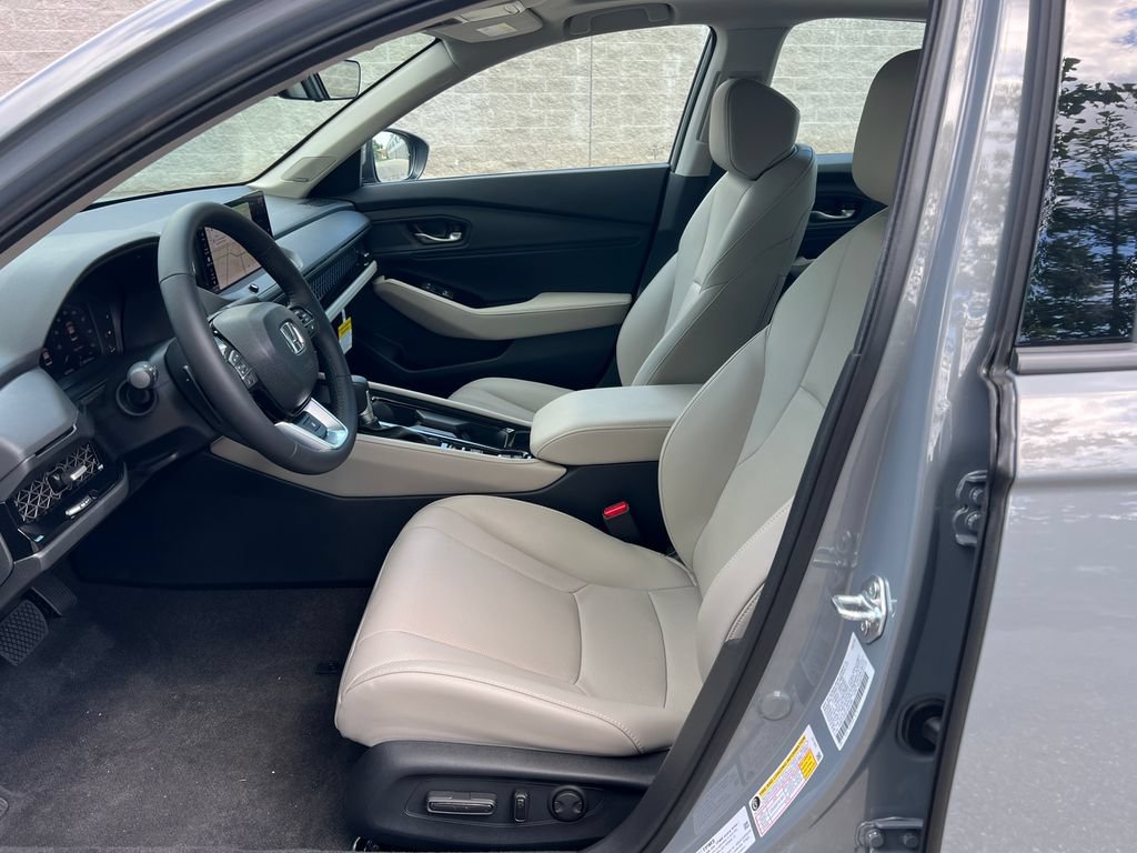 New 2026 Honda Accord Touring image 4