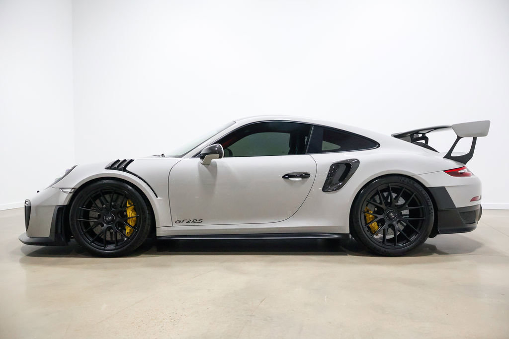 Used 2018 Porsche 911 GT2 RS w/ Weissach Package RWD image 13