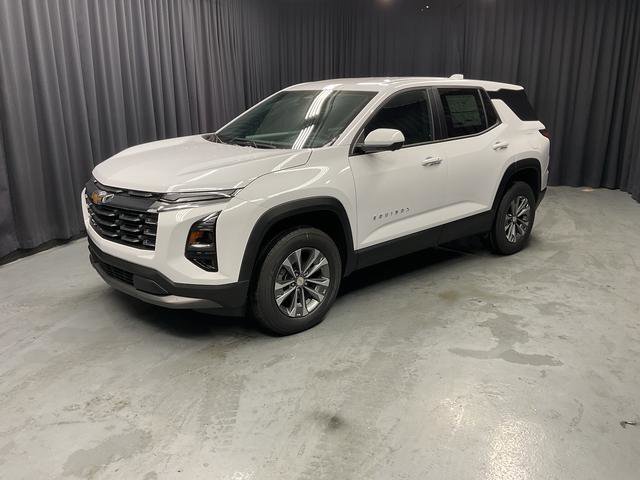 New 2026 Chevrolet Equinox LT w/ Safety and Technology Package image 2