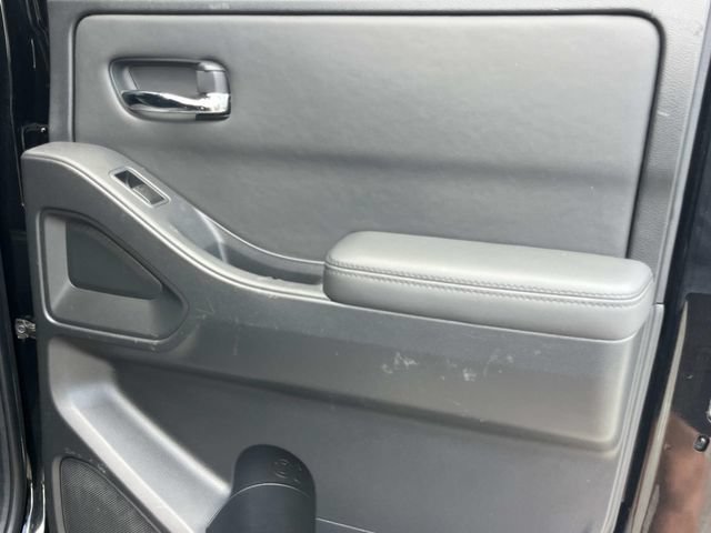 Used 2022 Nissan Frontier Pro-X w/ Pro-X Premium Package RWD image 41