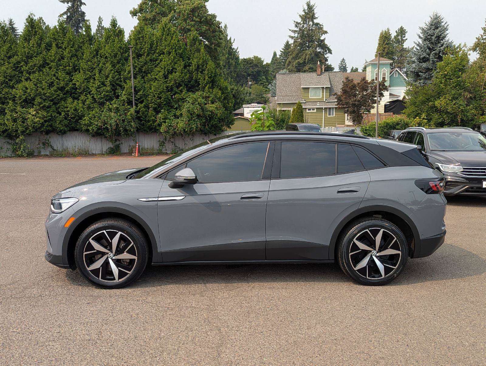Certified 2024 Volkswagen ID.4 Pro S AWD/4WD image 2