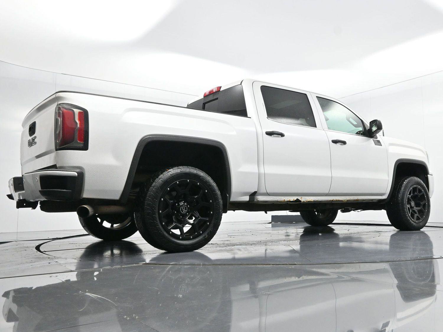 Used 2017 GMC Sierra 1500 Denali w/ Denali Ultimate Package image 48