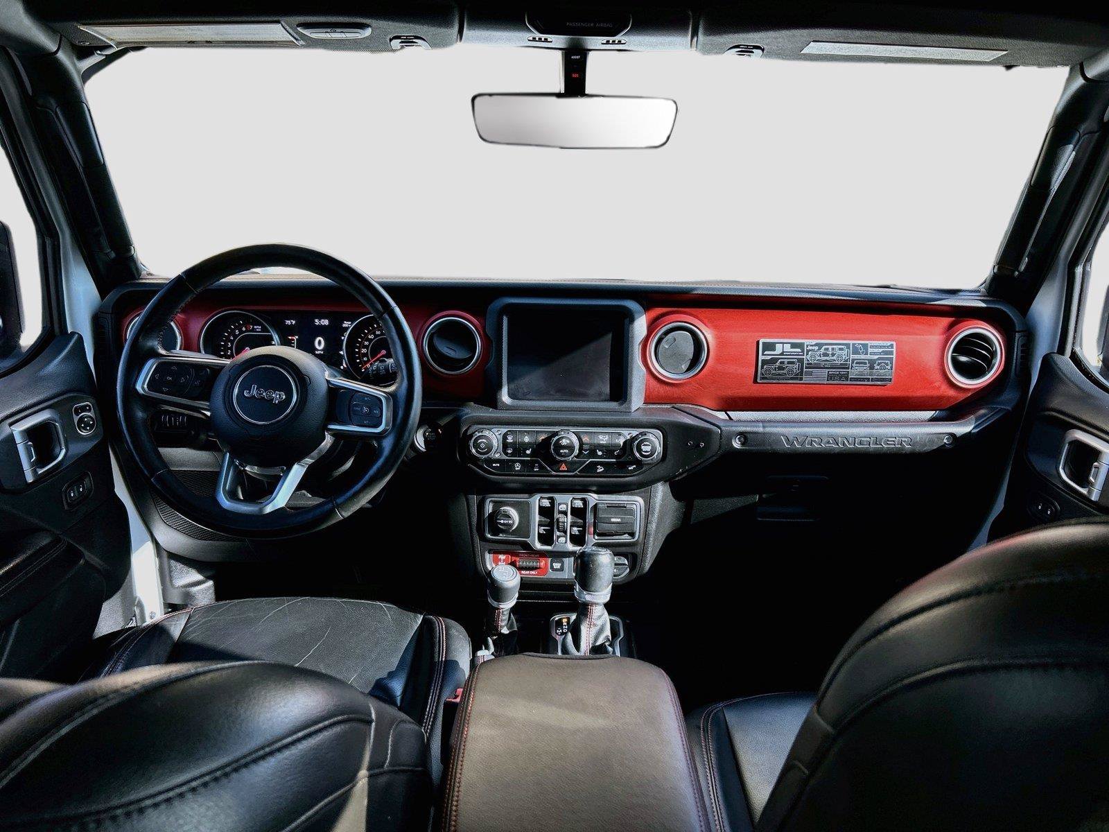 Used 2018 Jeep Wrangler Unlimited Rubicon AWD/4WD image 16