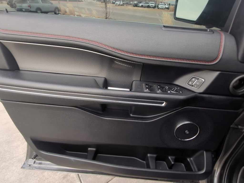 Used 2019 Ford Expedition Limited w/ Equipment Group 303A image 11