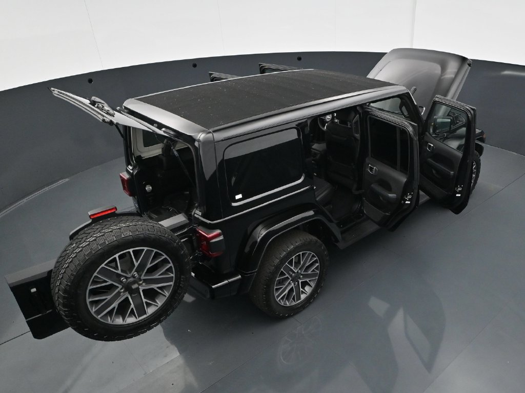 Used 2024 Jeep Wrangler High Altitude AWD/4WD image 43