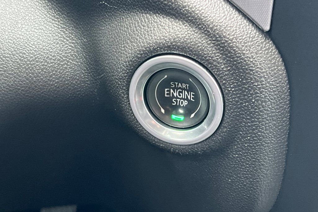 Used 2021 GMC Sierra 1500 SLT w/ SLT Premium Plus Package AWD/4WD image 19