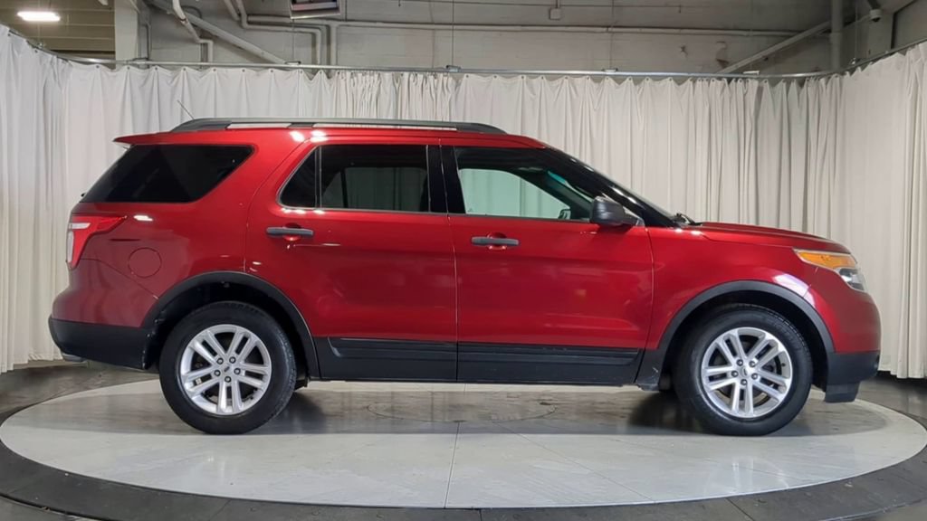 Used 2015 Ford Explorer FWD image 11
