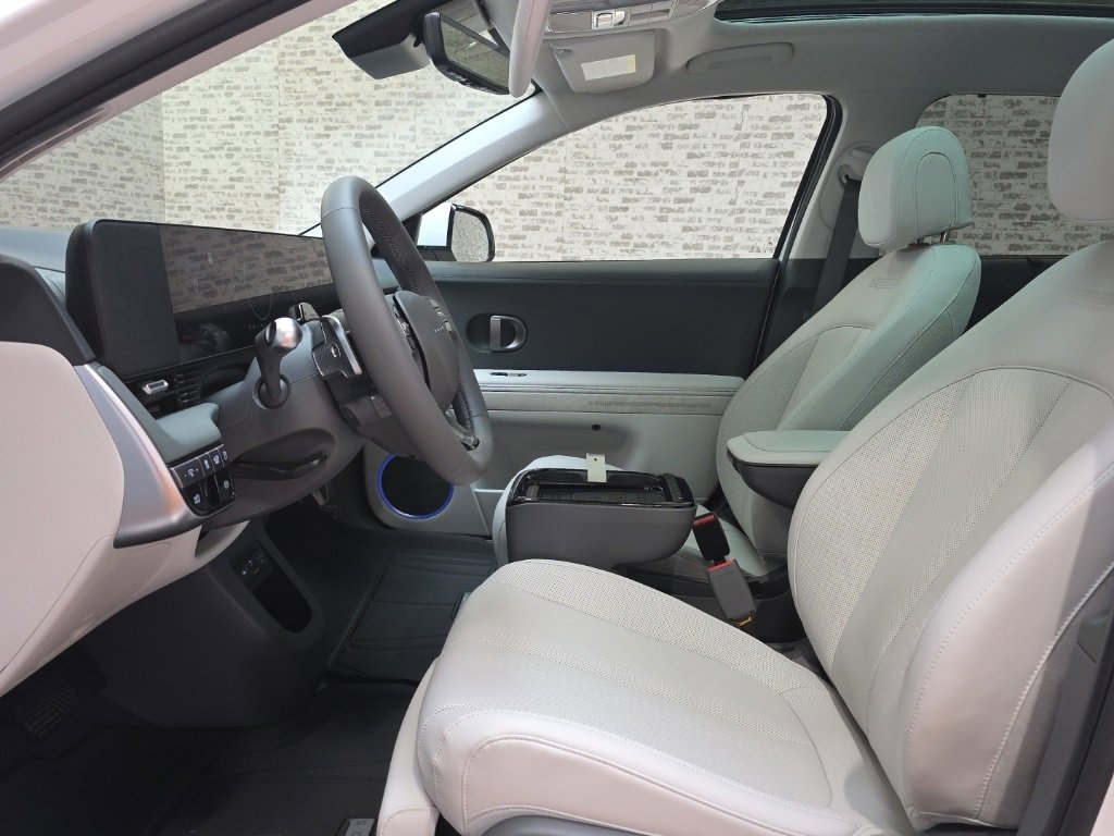 New 2026 Hyundai Ioniq 5 Limited image 25
