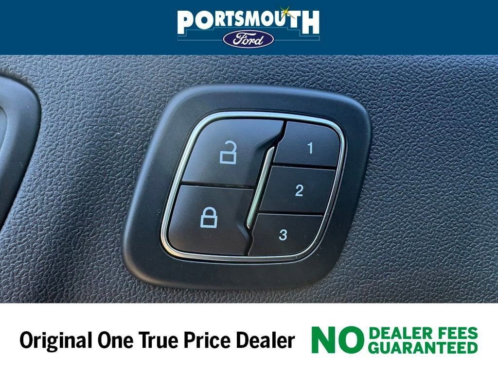 New 2026 Ford Escape ST-Line Elite w/ Premium Technology Package AWD/4WD image 34