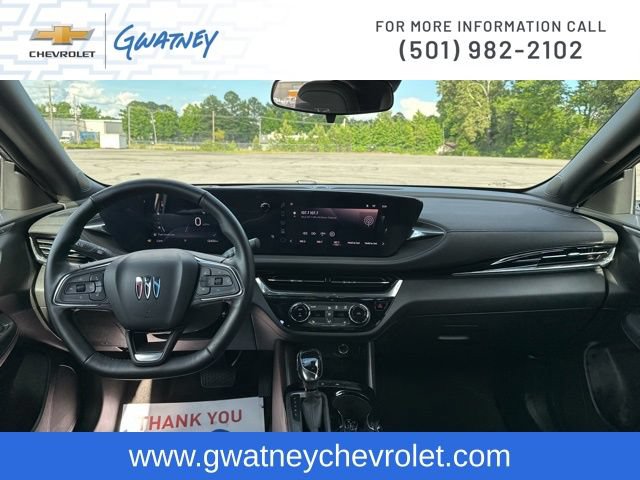 Used 2025 Buick Envista Sport Touring w/ Convenience I Package FWD image 23