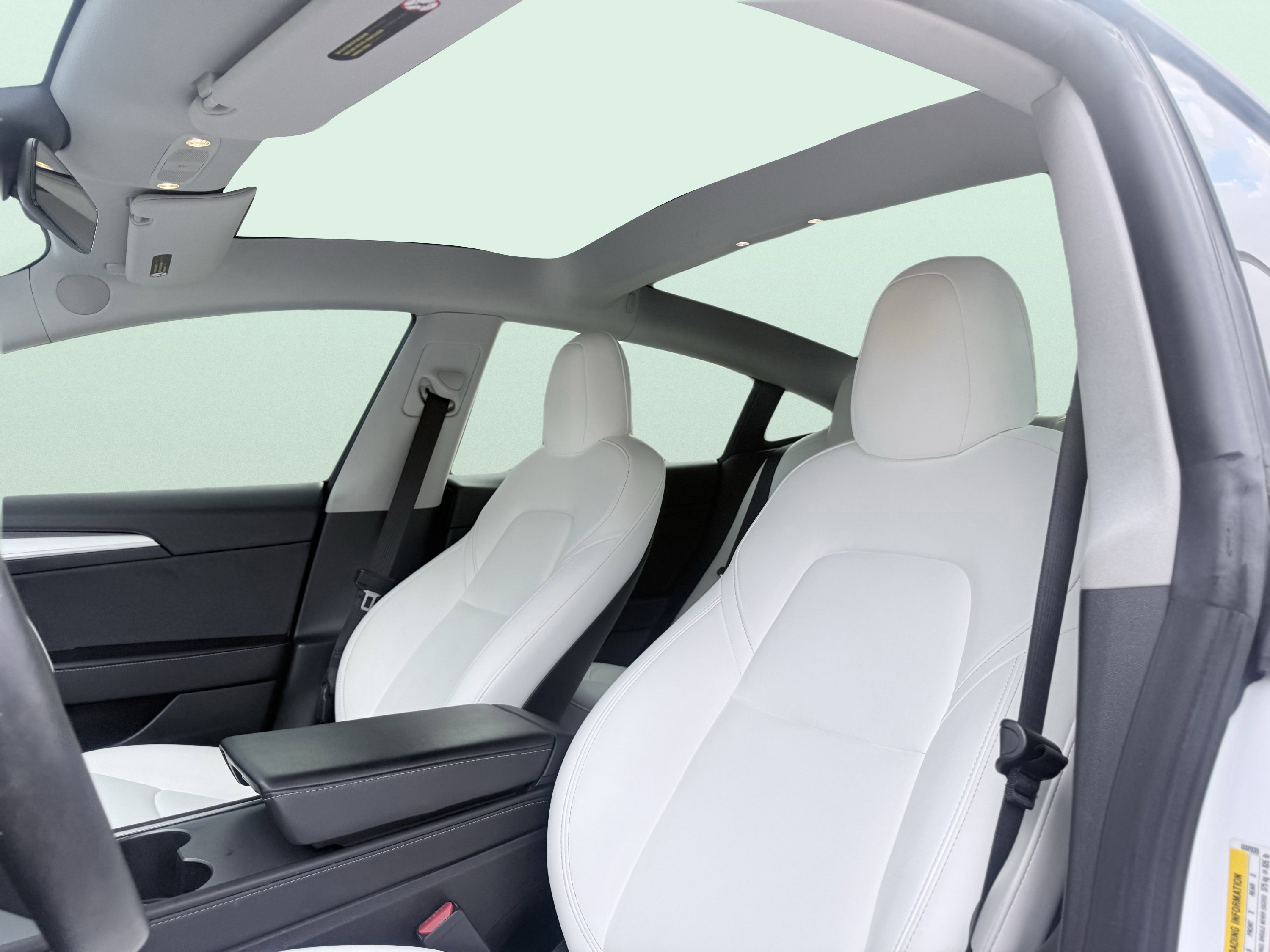 Used 2021 Tesla Model 3 Standard Range Plus image 34