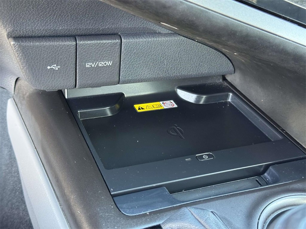 Used 2023 Toyota Camry XSE image 8