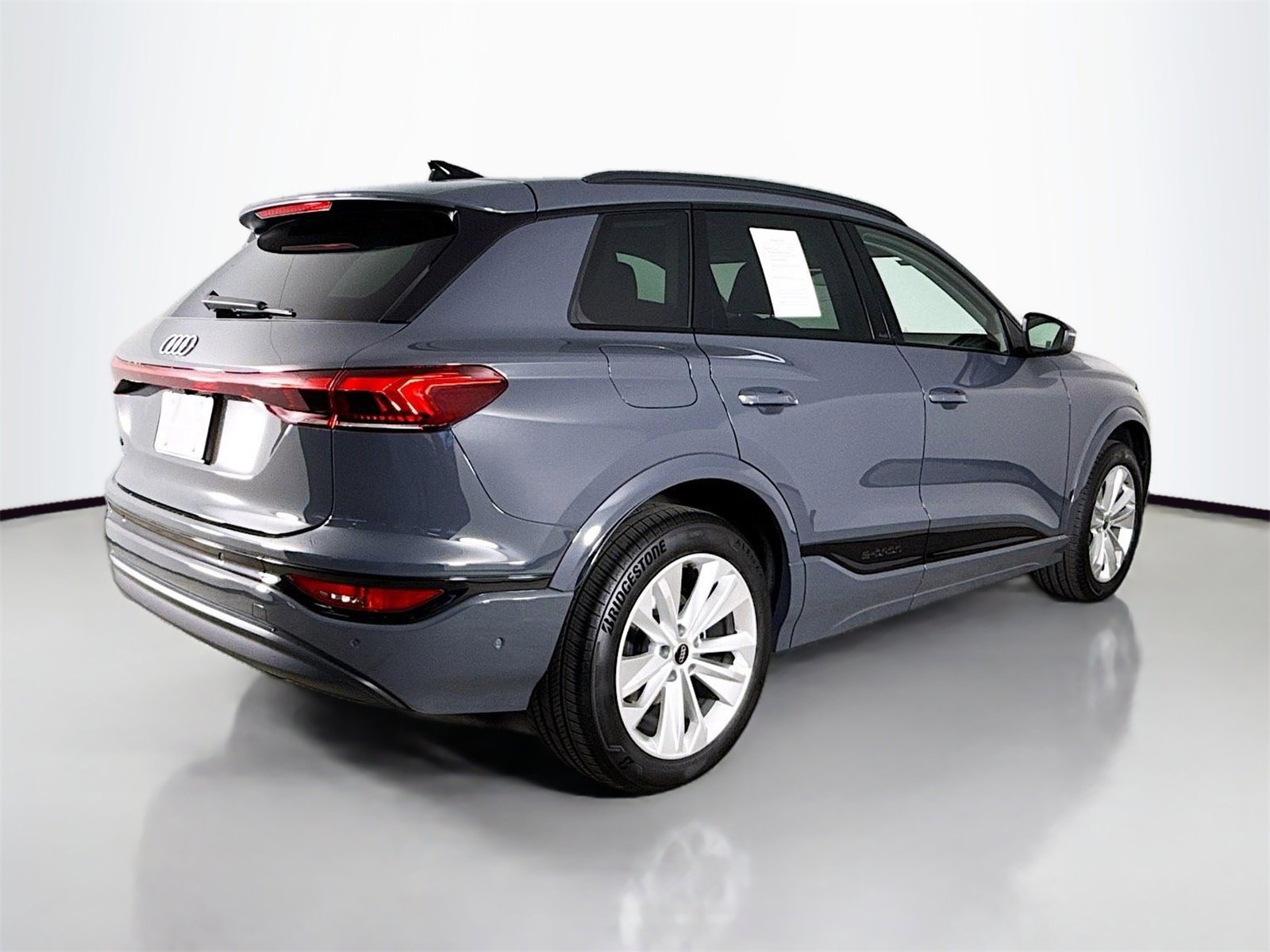 Certified 2025 Audi Q6 e-tron Premium w/ Convenience Package image 7