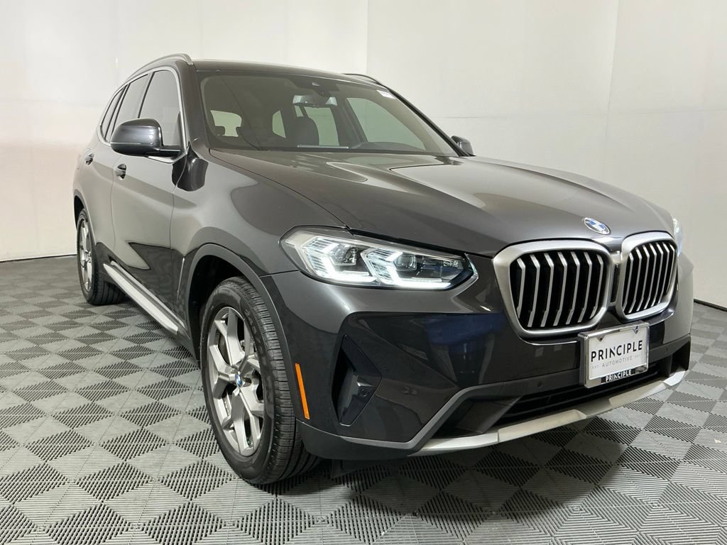 Used 2024 BMW X3 sDrive30i w/ Convenience Package RWD image 4