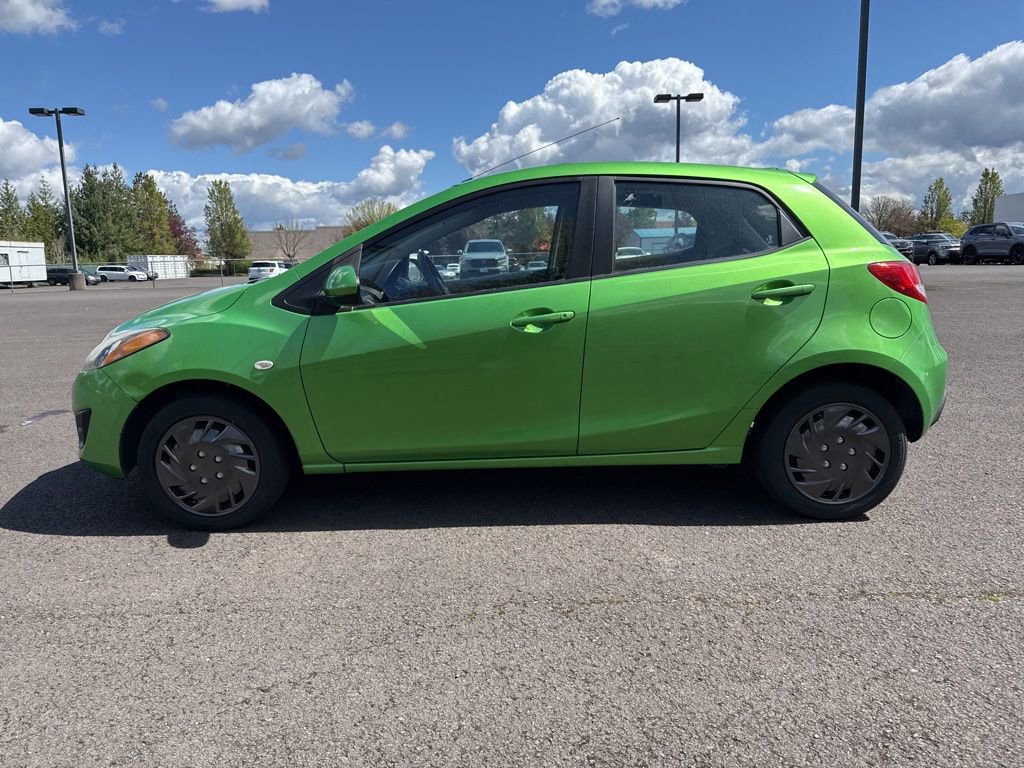 Used 2013 MAZDA MAZDA2 Sport FWD image 4