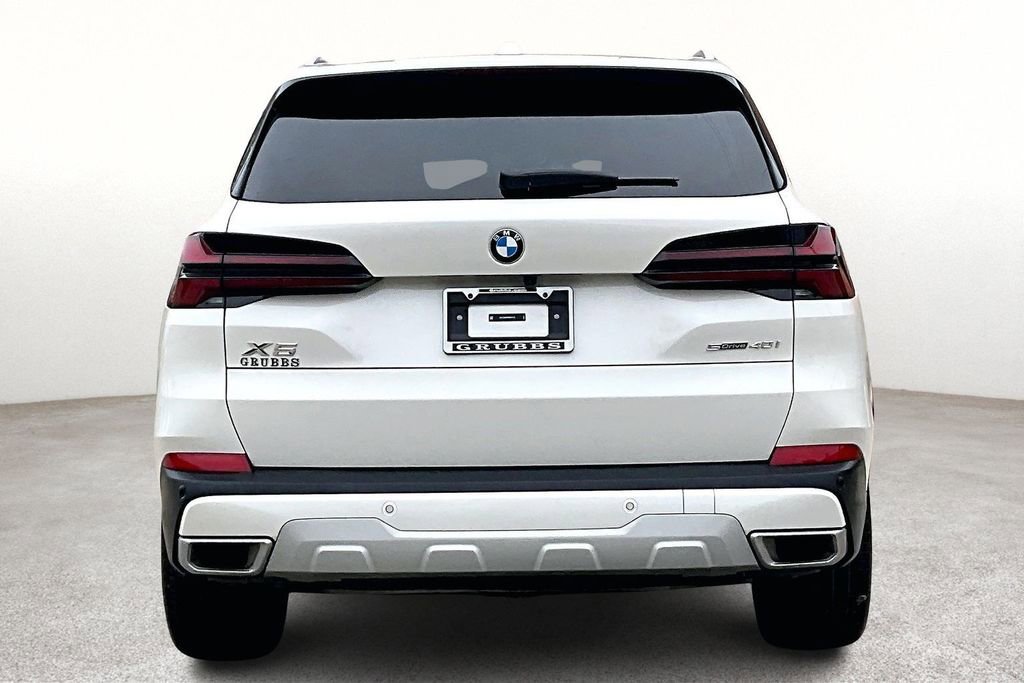 Used 2024 BMW X5 sDrive40i w/ Premium Package image 7