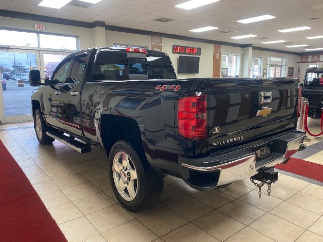 Used 2015 Chevrolet Silverado 2500 LTZ image 2