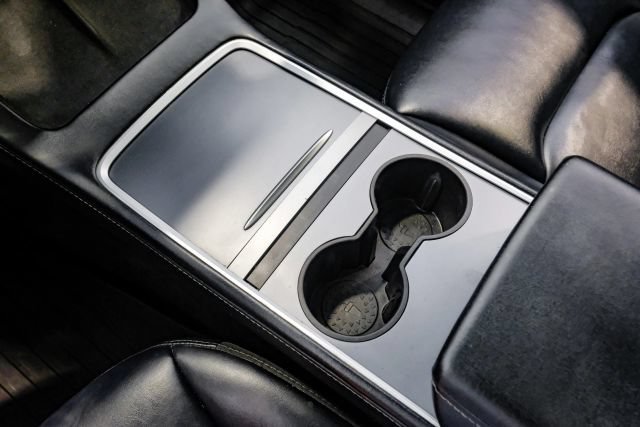 Used 2021 Tesla Model Y 2WD image 31