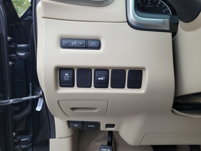 Used 2015 Nissan Murano SL w/ Cargo Package FWD image 22