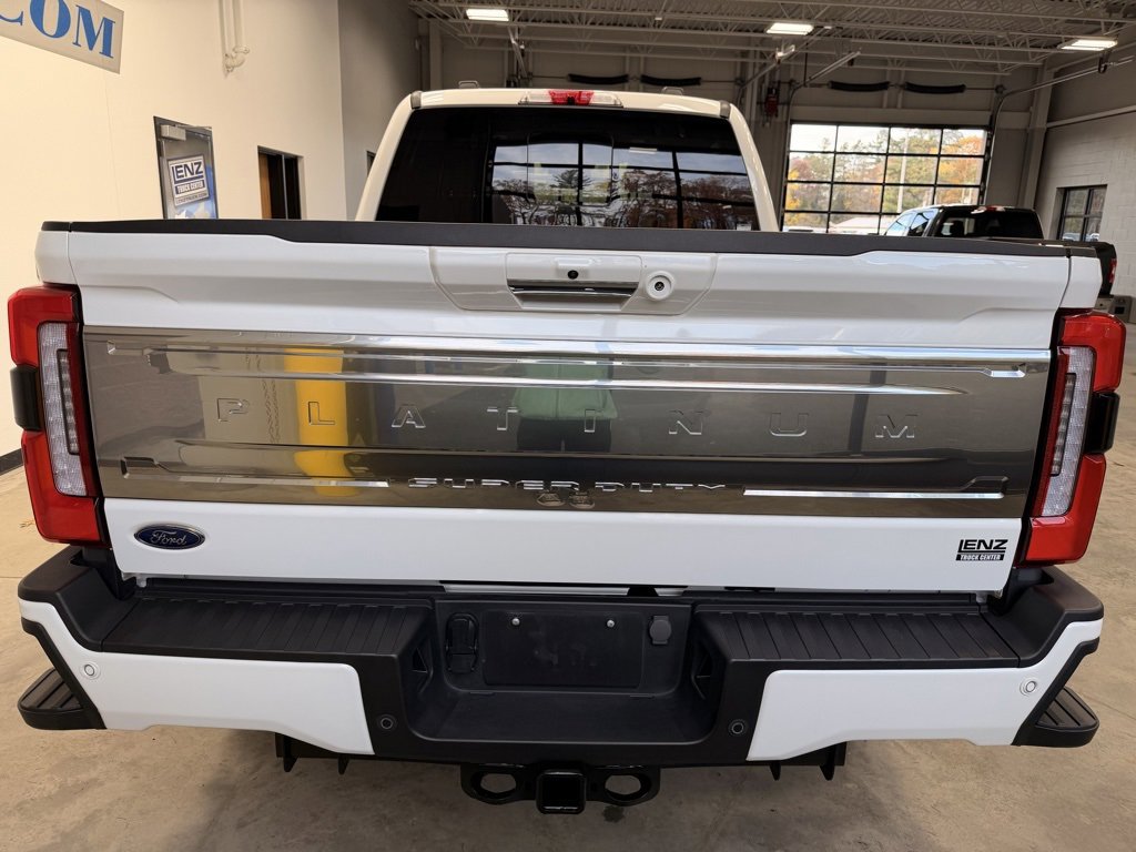 Used 2024 Ford F250 Platinum image 6