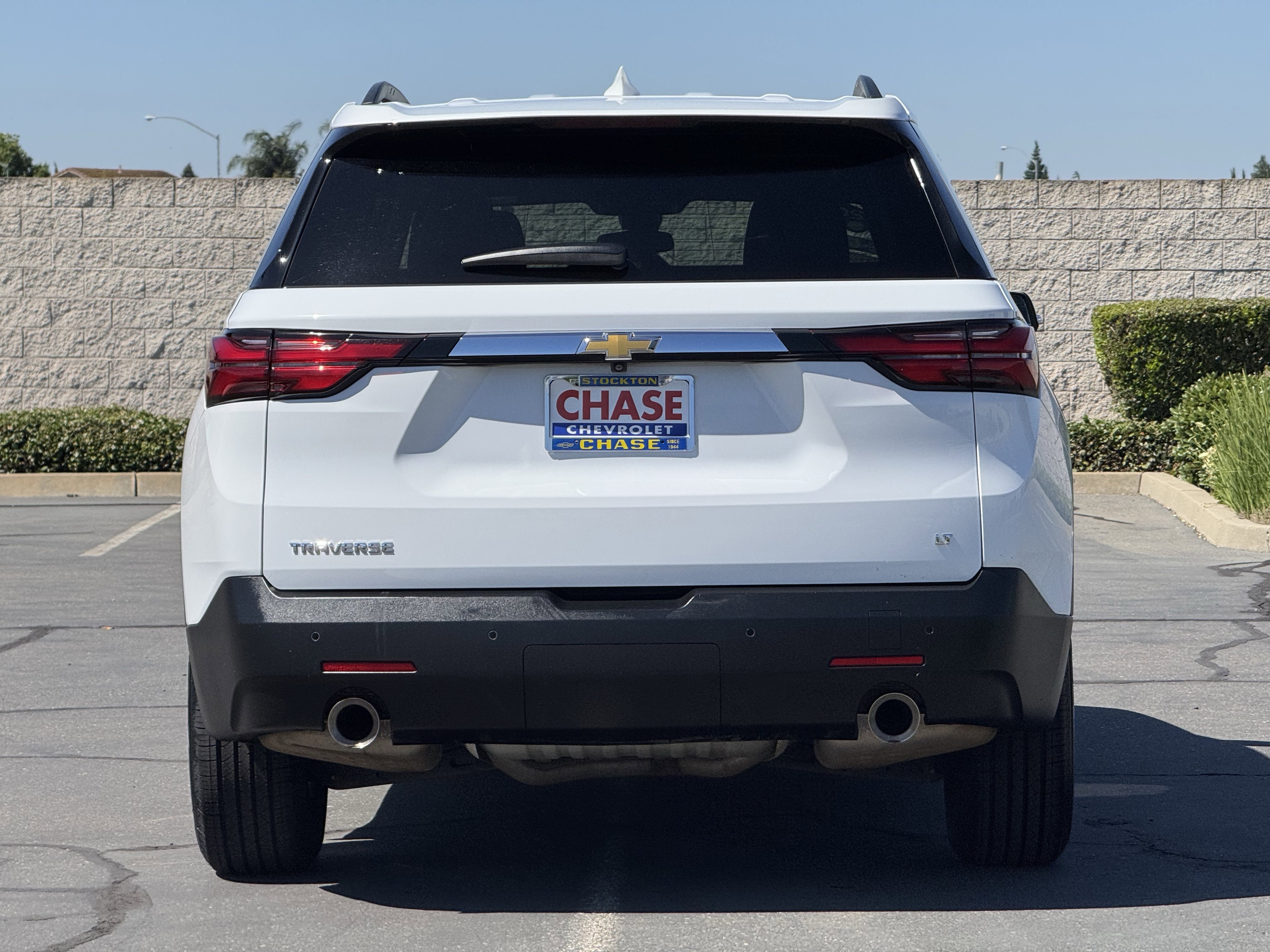 Certified 2023 Chevrolet Traverse LT FWD image 6