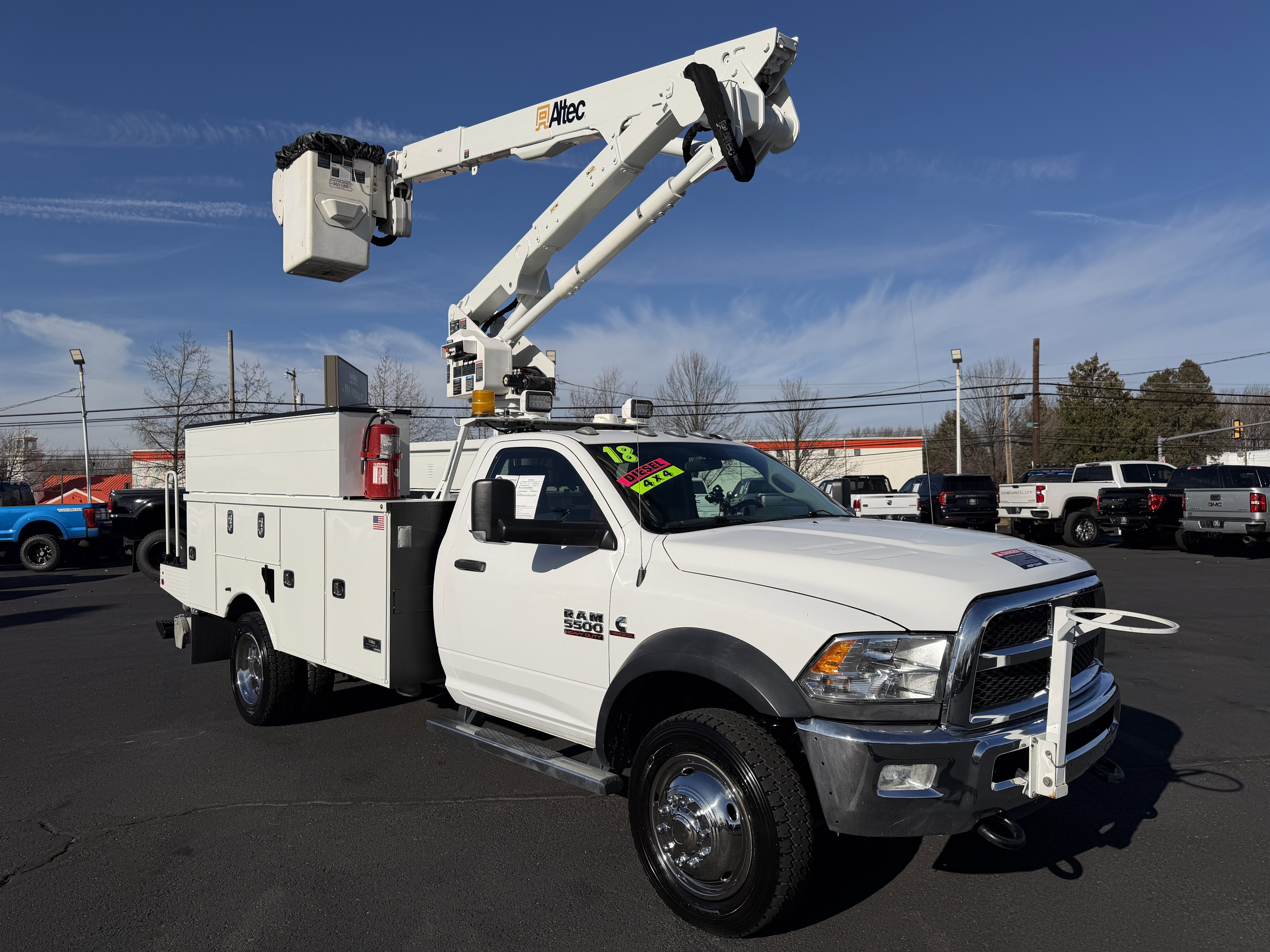 Used 2018 RAM 5500 Tradesman w/ Power & Remote Entry Group image 8