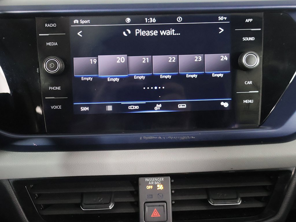 Used 2022 Volkswagen Taos SE image 40