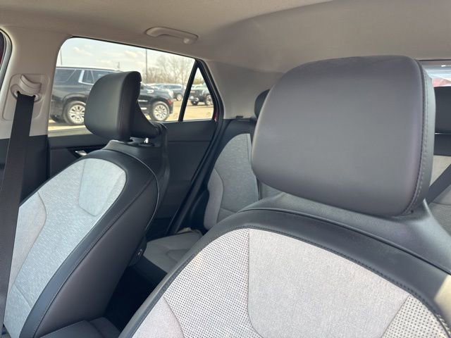 Used 2025 Kia Niro SX image 11