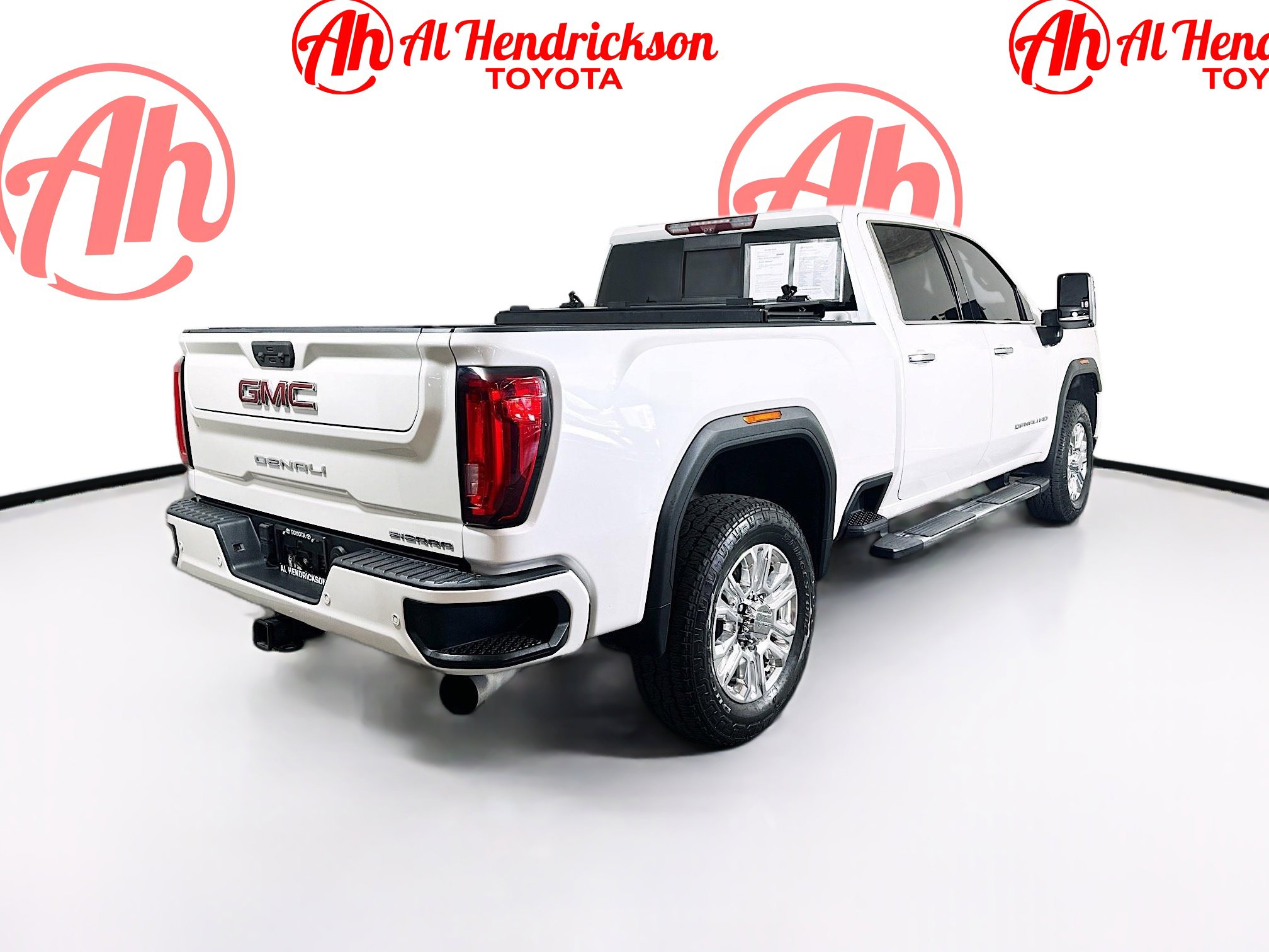 Used 2020 GMC Sierra 2500 Denali w/ Denali Ultimate Package image 3