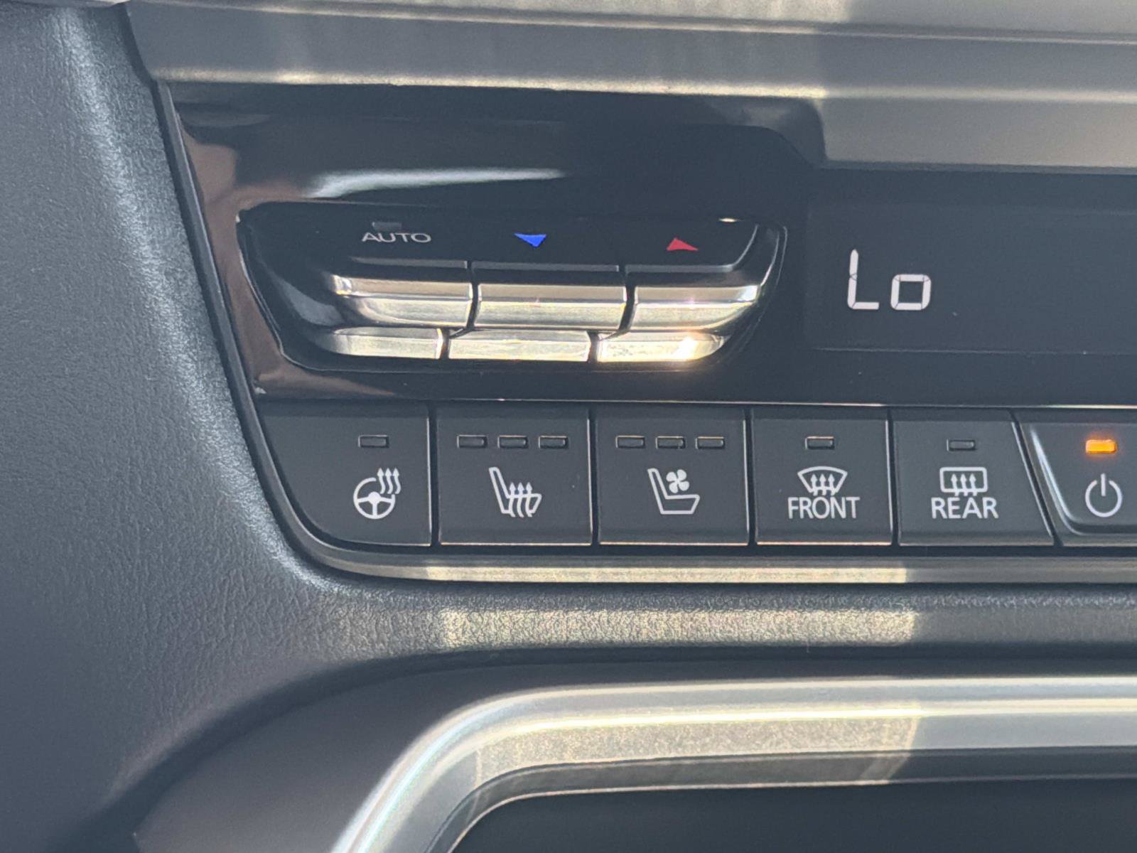 New 2026 MAZDA CX-90 Plug-In Hybrid w/ Preferred AWD/4WD image 15