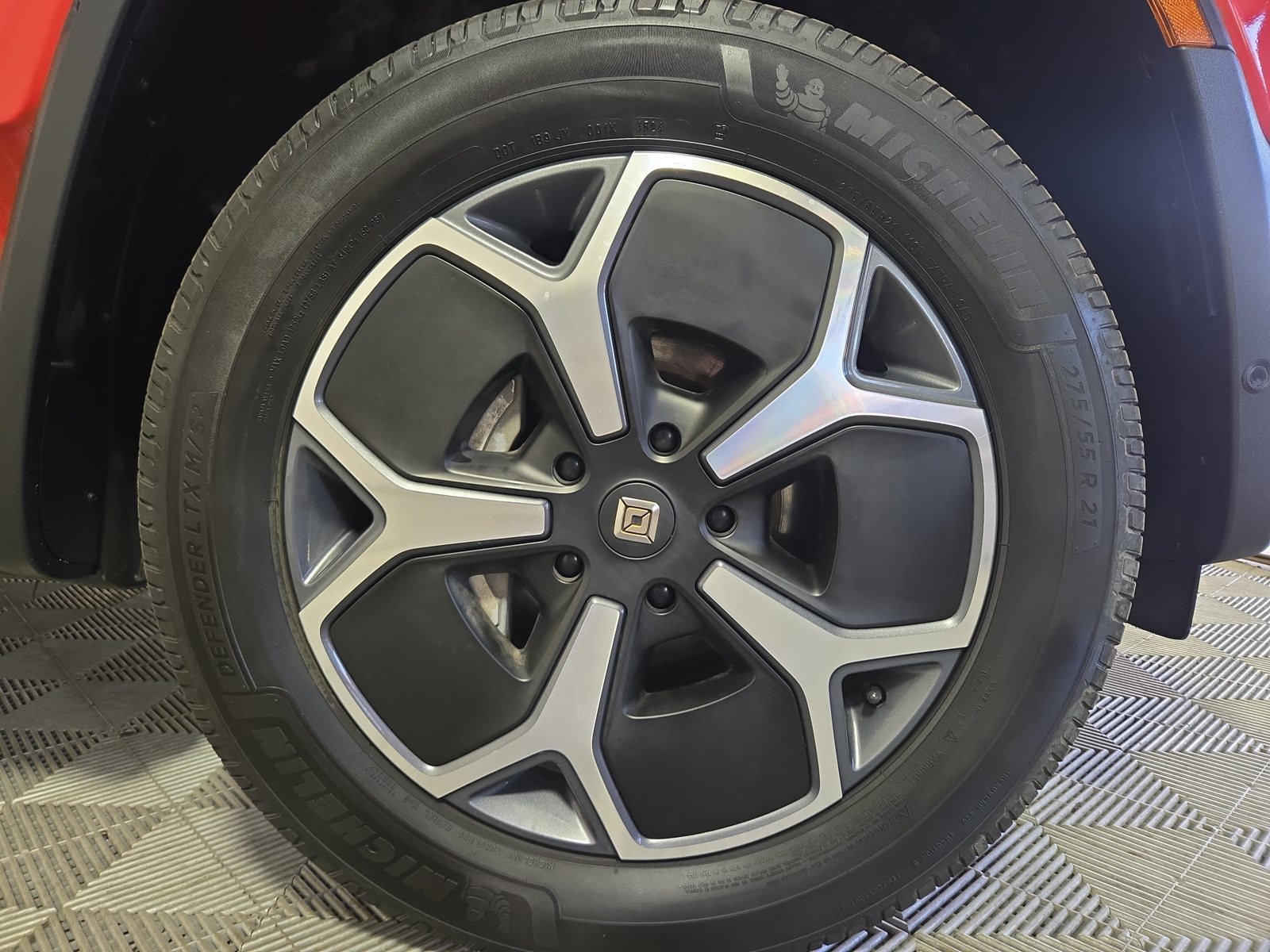 Used 2023 Rivian R1T Adventure Dual AWD/4WD image 11