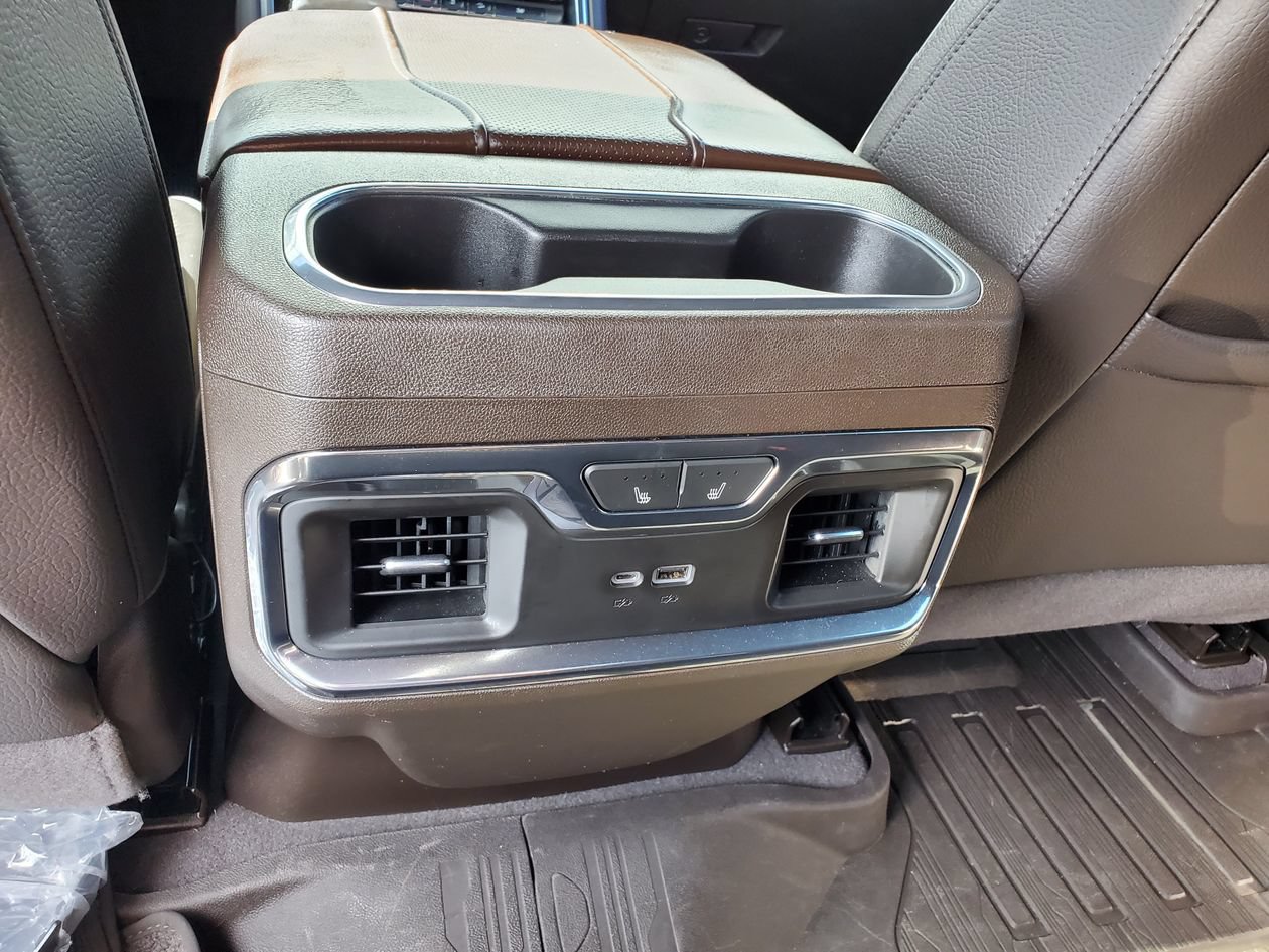 Used 2023 GMC Sierra 1500 Denali w/ Denali Reserve Package AWD/4WD image 16