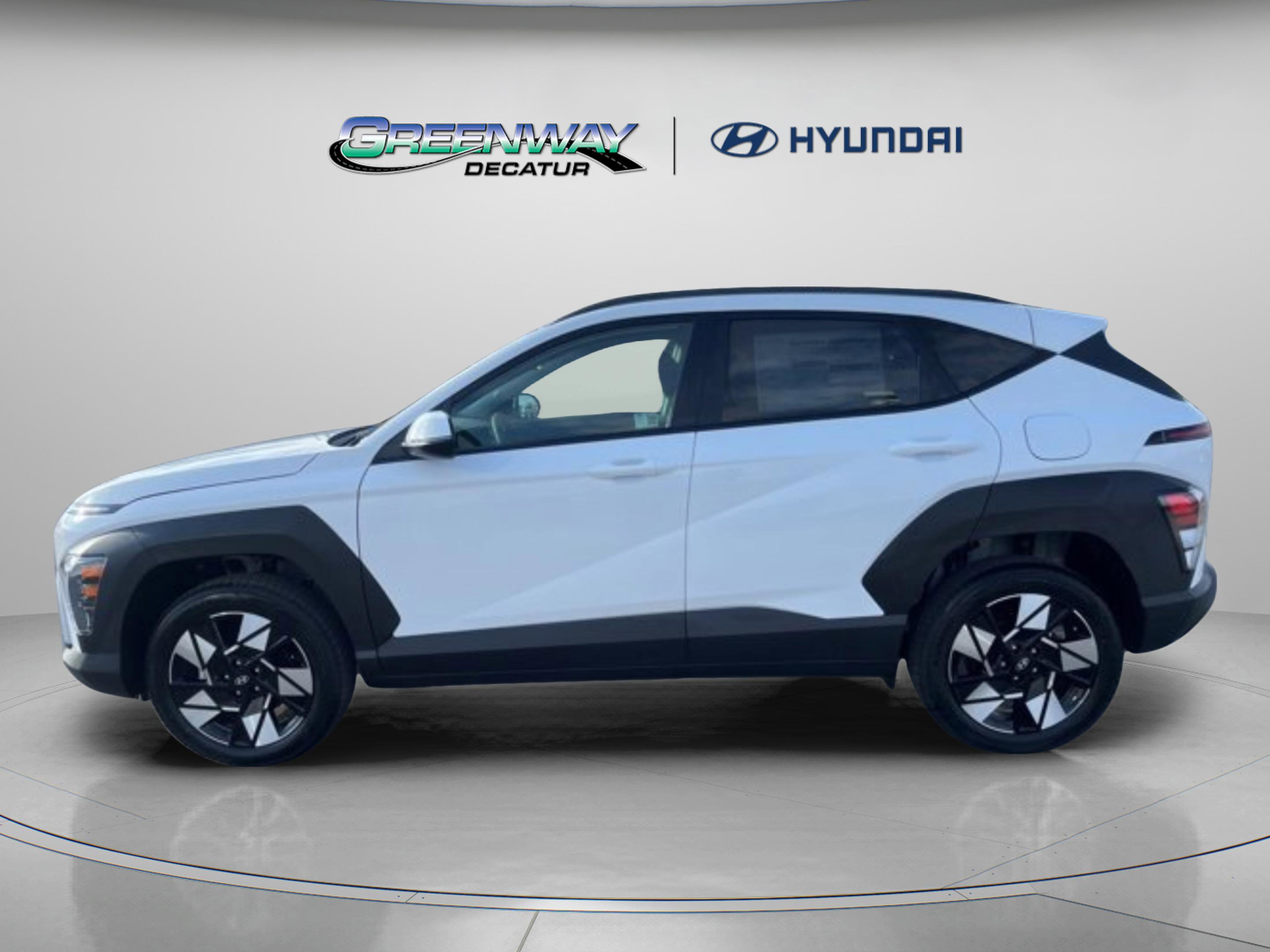 Certified 2025 Hyundai Kona SEL AWD/4WD image 4