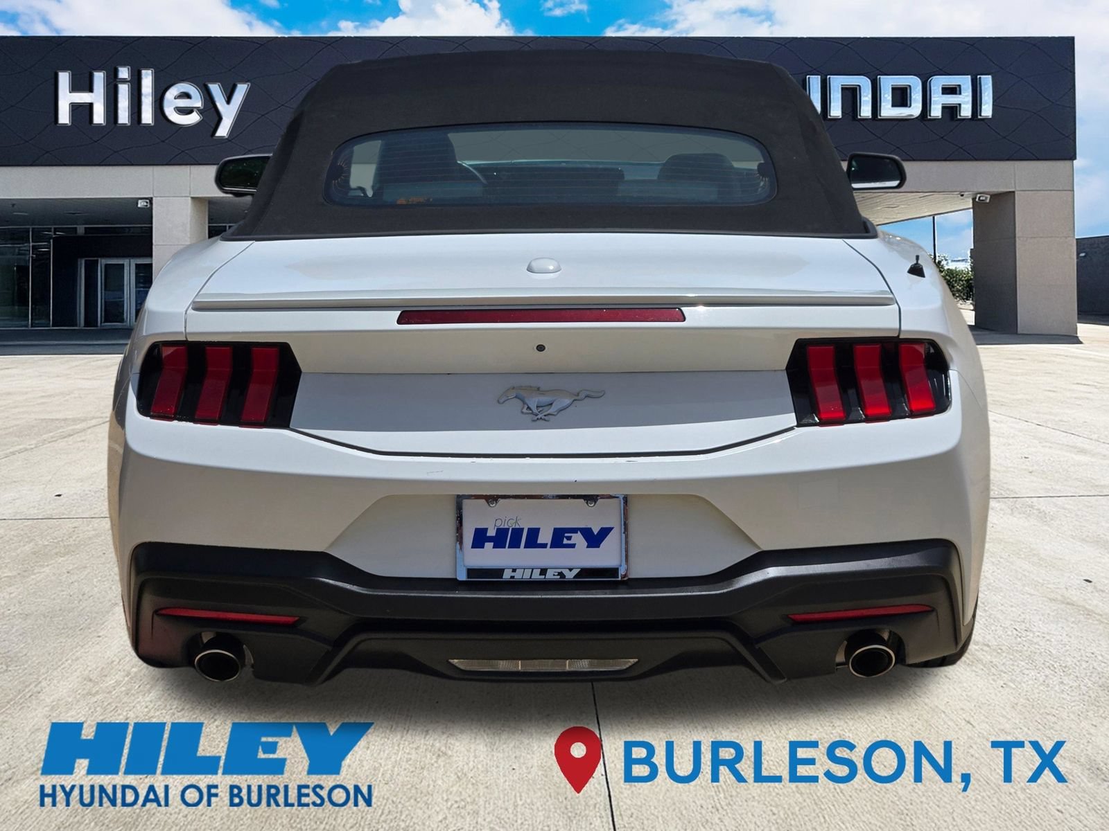 Used 2024 Ford Mustang Premium RWD image 5