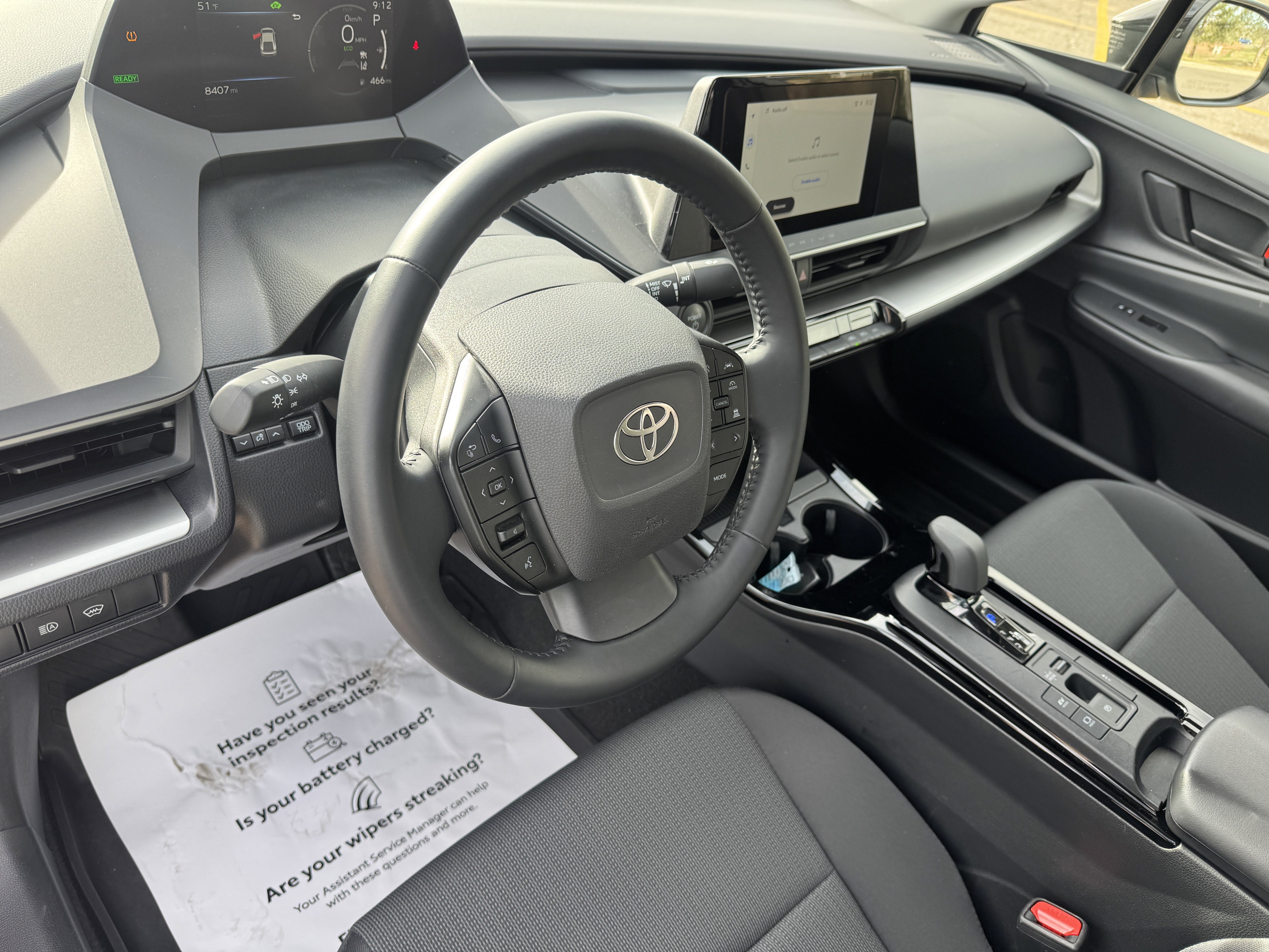 Used 2025 Toyota Prius LE image 12