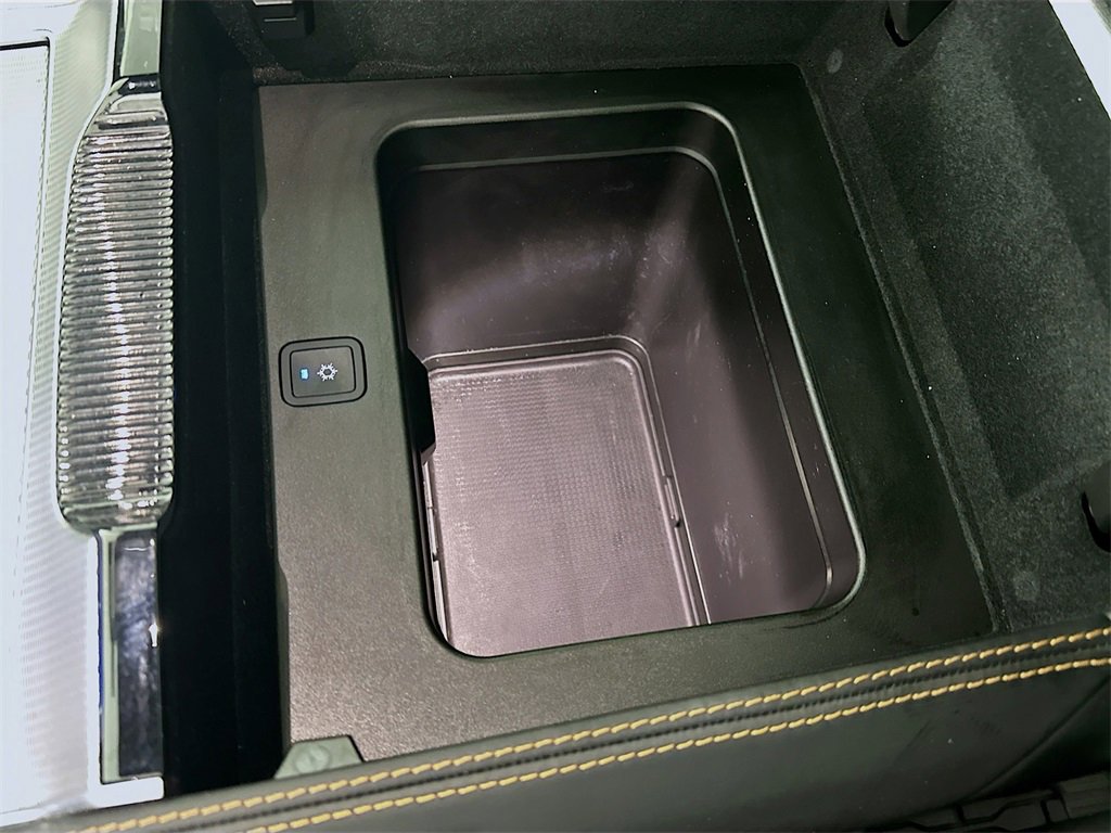 Used 2023 Jeep Grand Wagoneer L Series III w/ Rear Seat Video Group 1 image 40