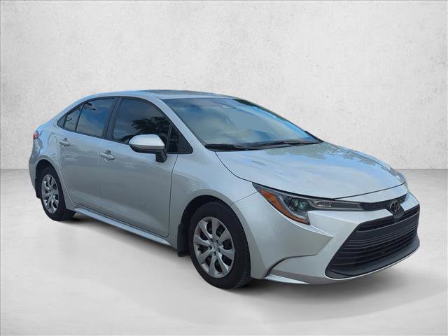 Used 2025 Toyota Corolla LE FWD video 3