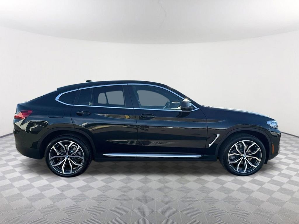 Used 2025 BMW X4 xDrive30i w/ Premium Package image 28