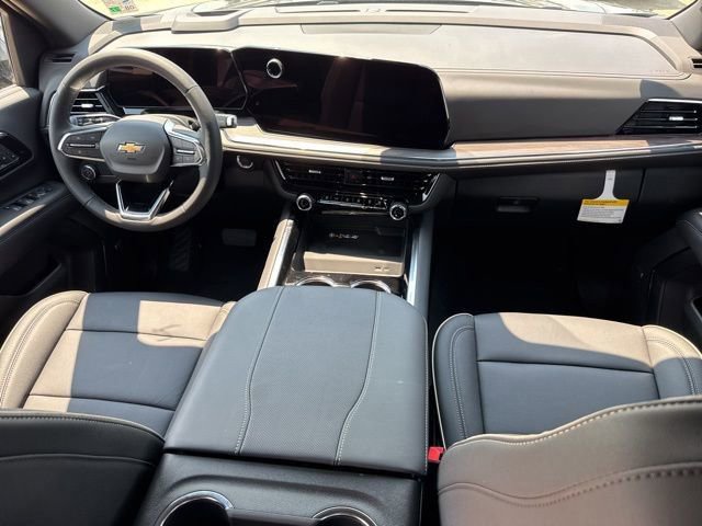 New 2025 Chevrolet Suburban Premier image 22