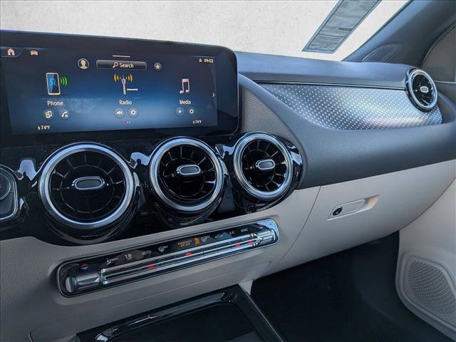 New 2026 Mercedes-Benz GLA 250 image 13