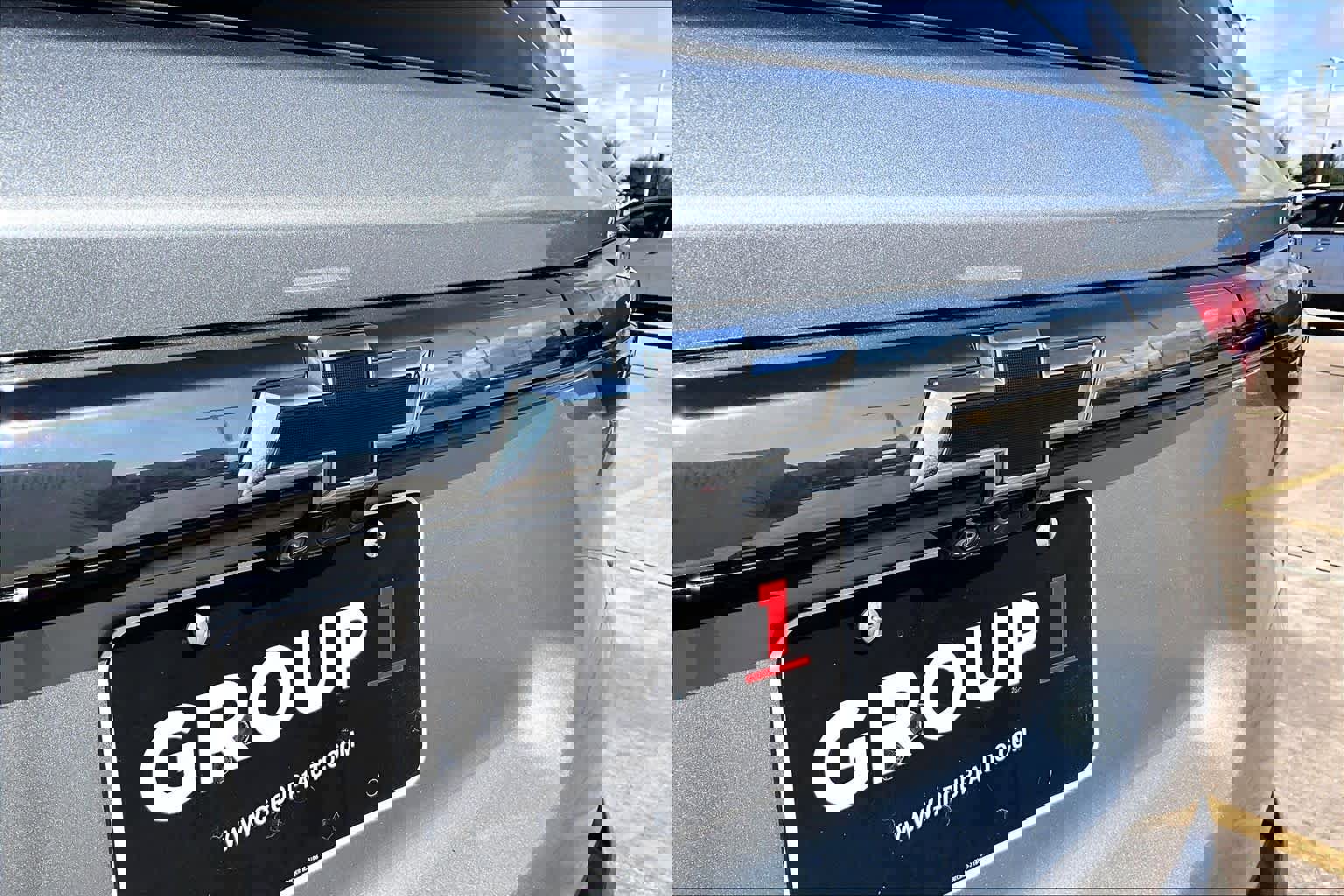 Used 2023 Chevrolet Traverse Premier w/ Redline Edition image 30