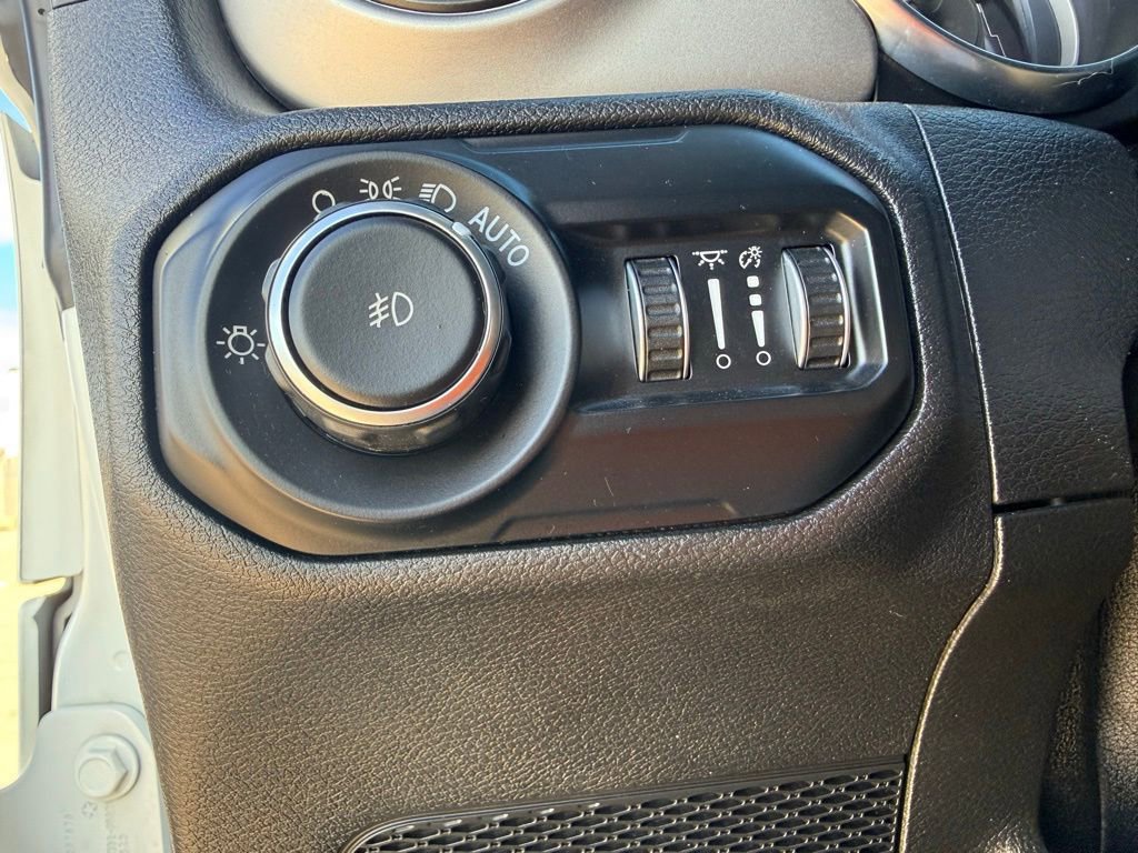 Used 2021 Jeep Wrangler Unlimited Sport image 22