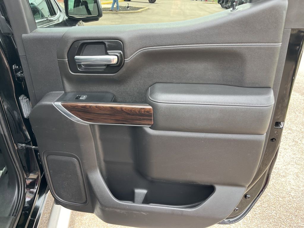 Used 2021 GMC Sierra 1500 SLT image 34