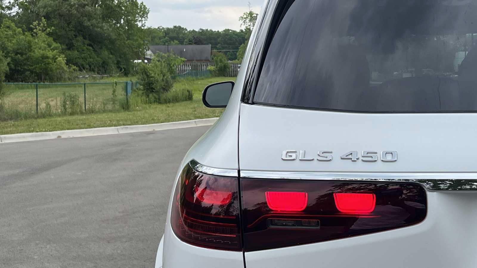 New 2026 Mercedes-Benz GLS 450 4MATIC image 18