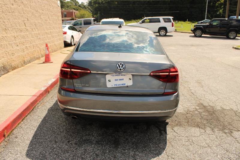 Used 2017 Volkswagen Passat 1.8T SE FWD image 5