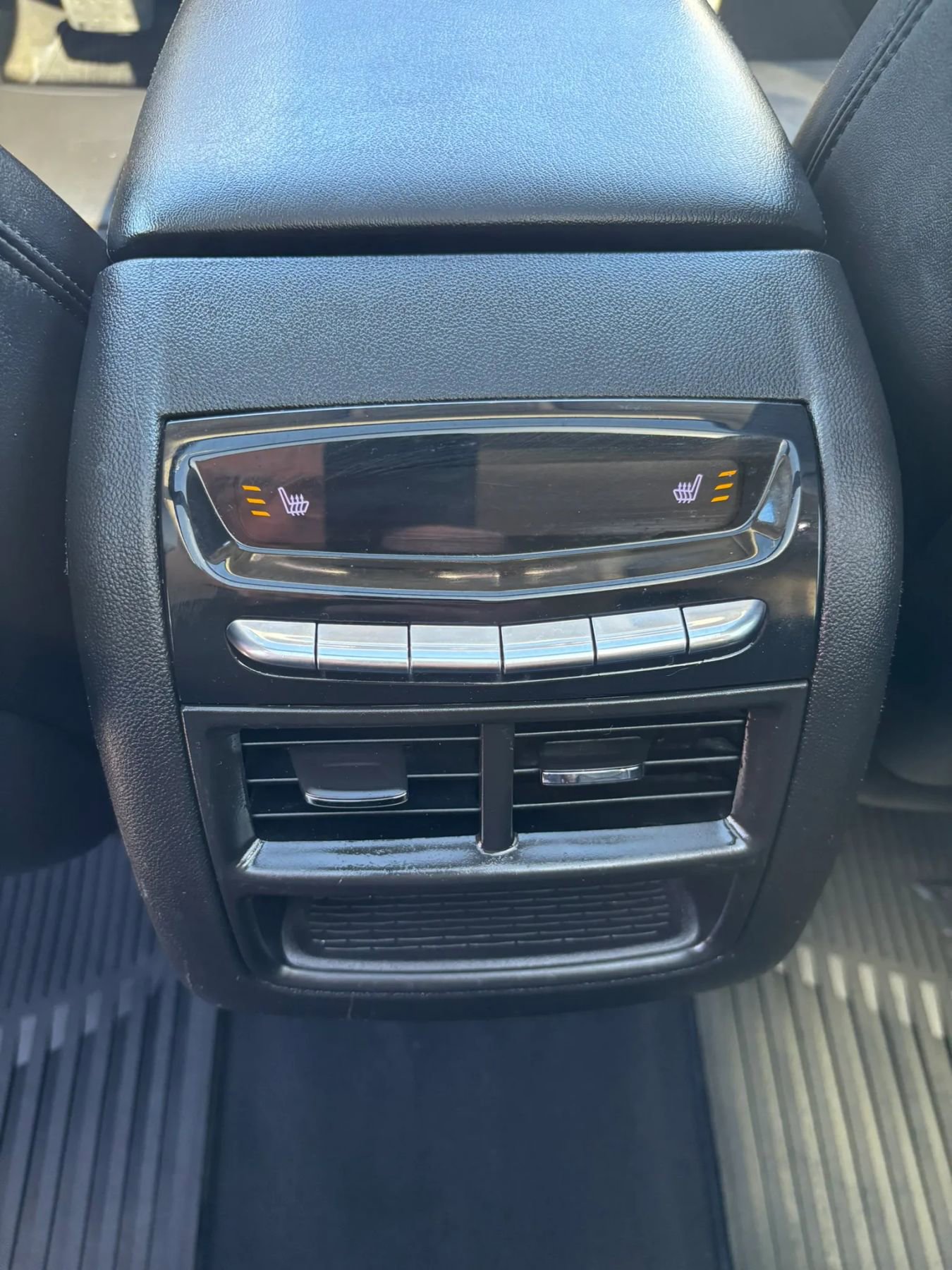 Used 2018 Cadillac XT5 Premium Luxury image 18