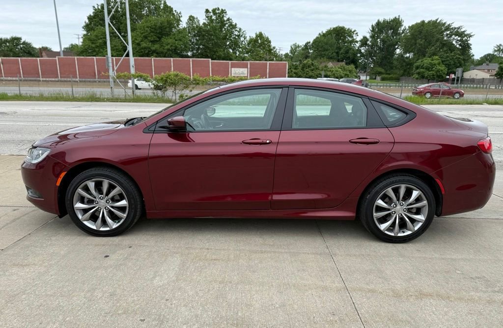 Used 2016 Chrysler 200 S w/ Navigation & Sound Group I FWD image 13